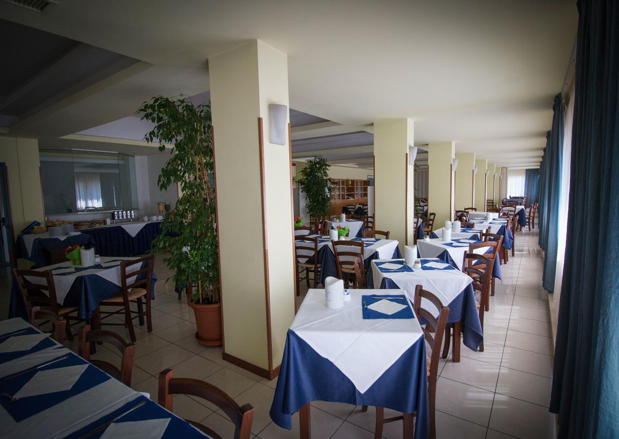 Hotel Gabbiano ปอร์โต ซาน จอร์โจ ภายนอก รูปภาพ