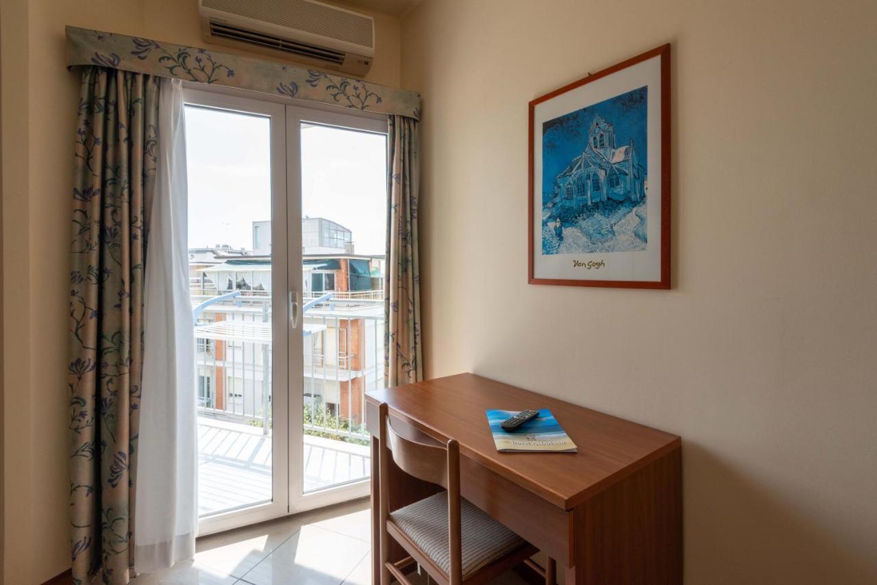 Hotel Gabbiano ปอร์โต ซาน จอร์โจ ภายนอก รูปภาพ